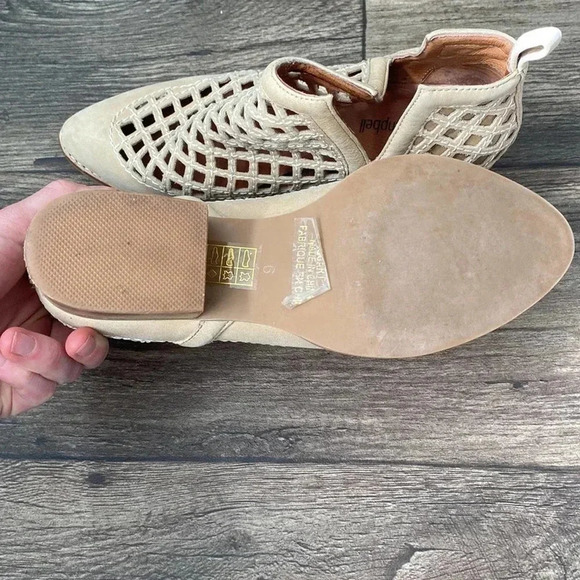 Jeffrey Campbell 6 Taggart Leather Cutout Booties in Ivory - Picture 4 of 8